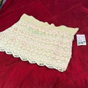 Stretchy lacy ruffle mini skirt